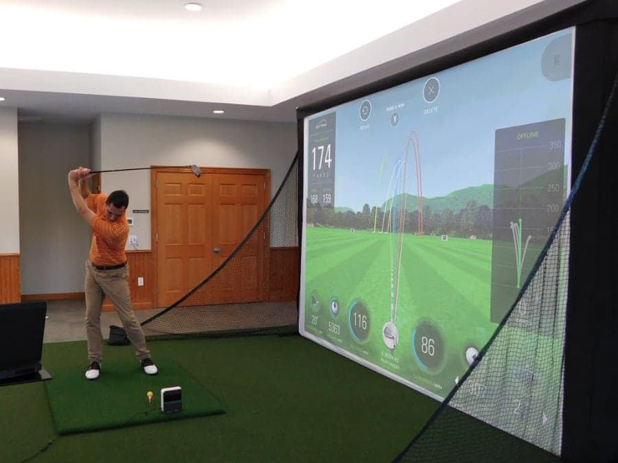 Micro Bay golf simulator bay