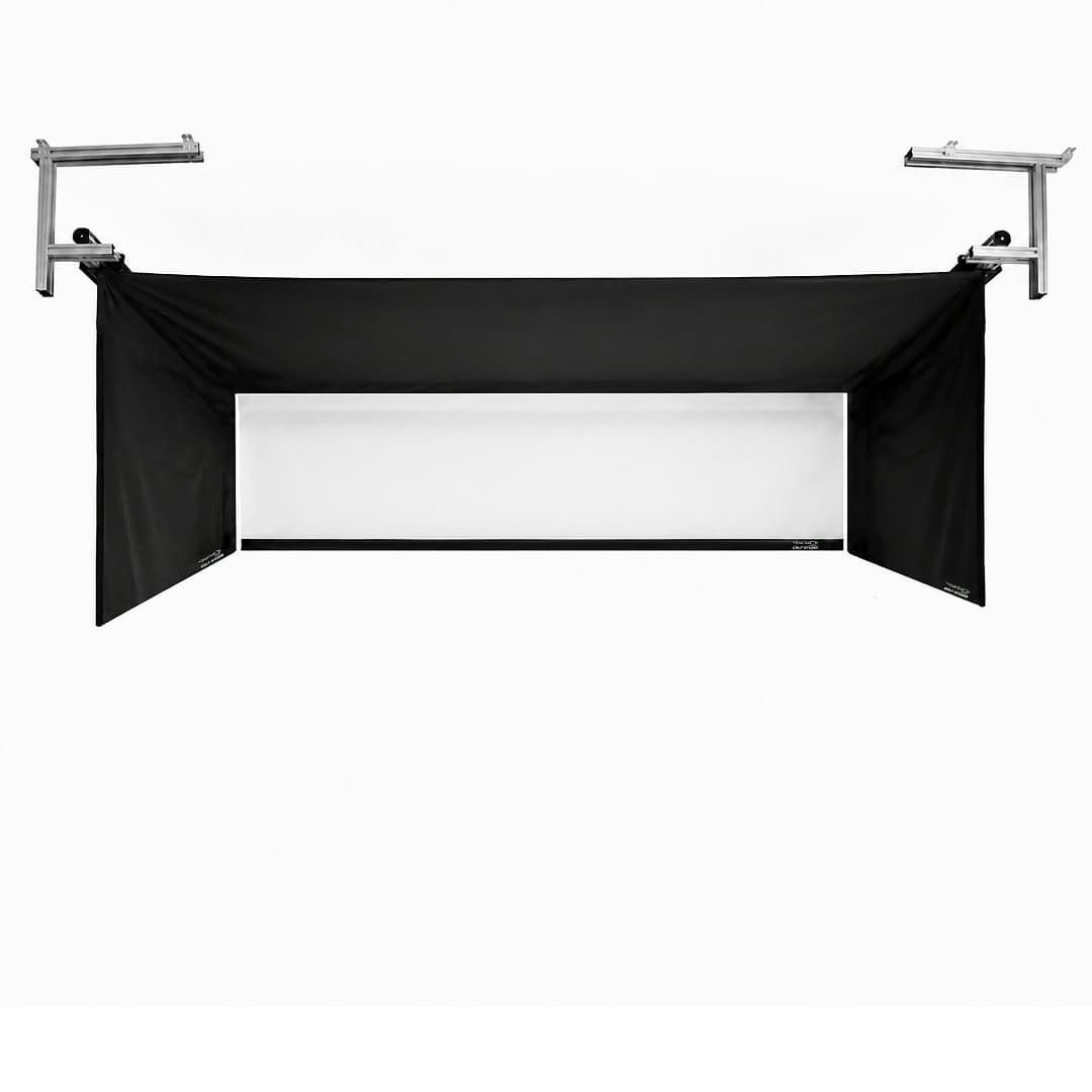 Vanish 11 retractable golf enclosure, screen halfway retracted